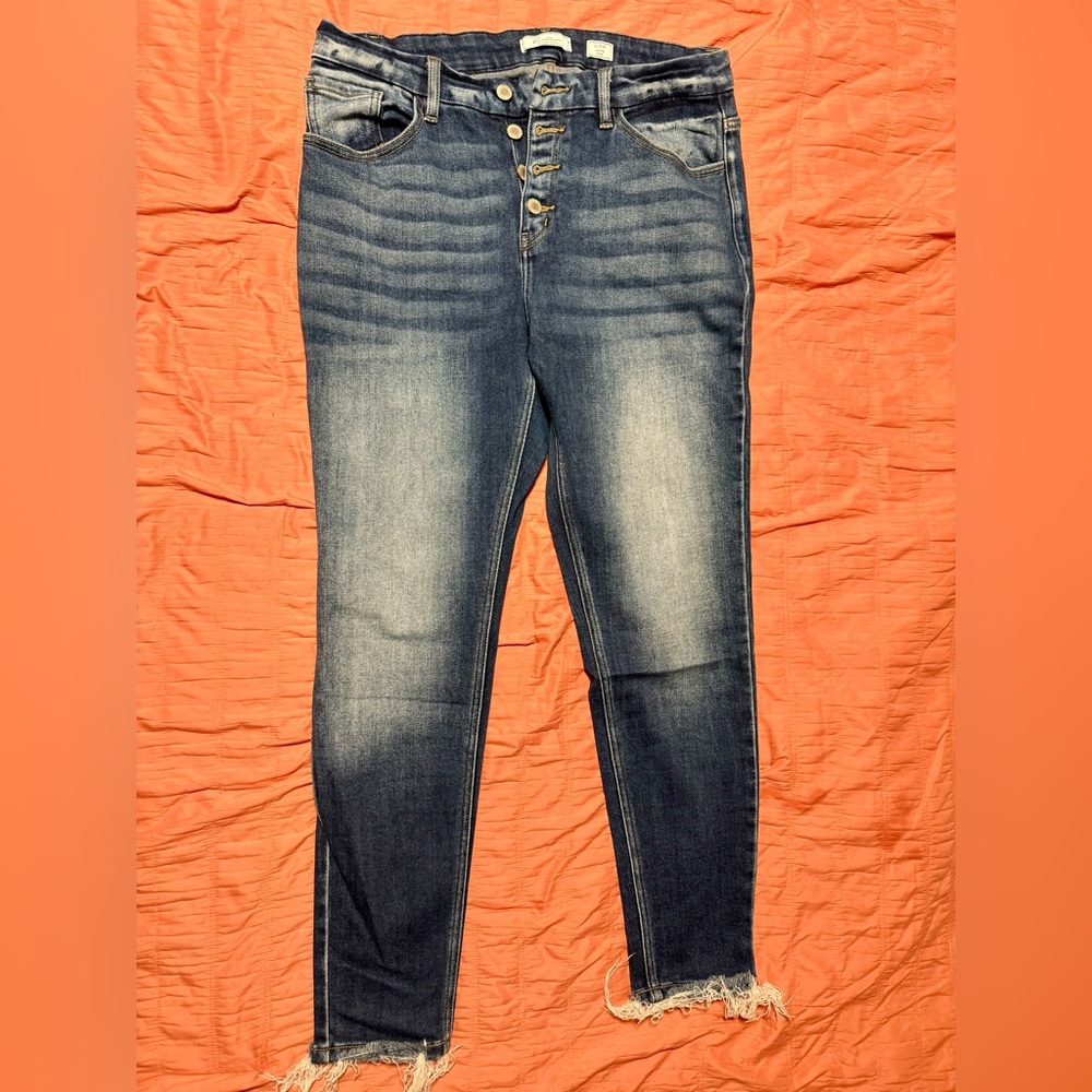 Kancan KURVY skinny jeans from buckle. Size 31